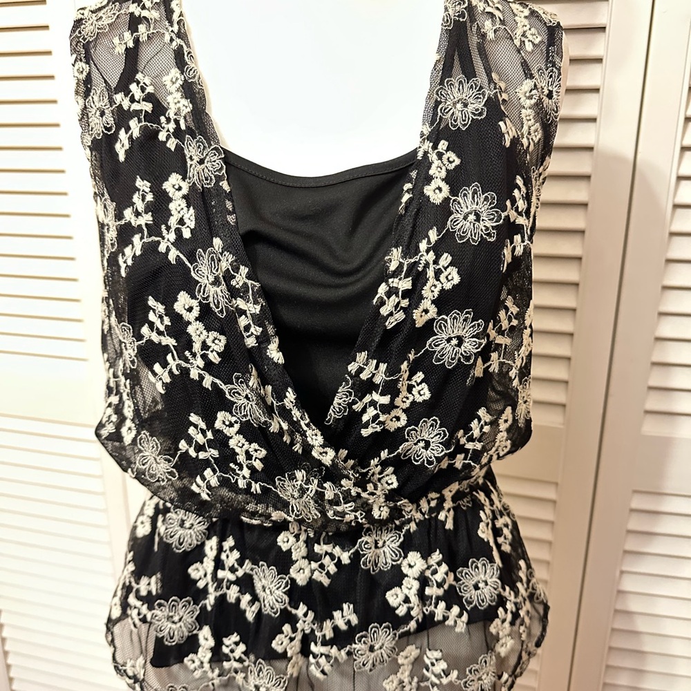 Style & Co. Black and Cream Floral Lace Blouse